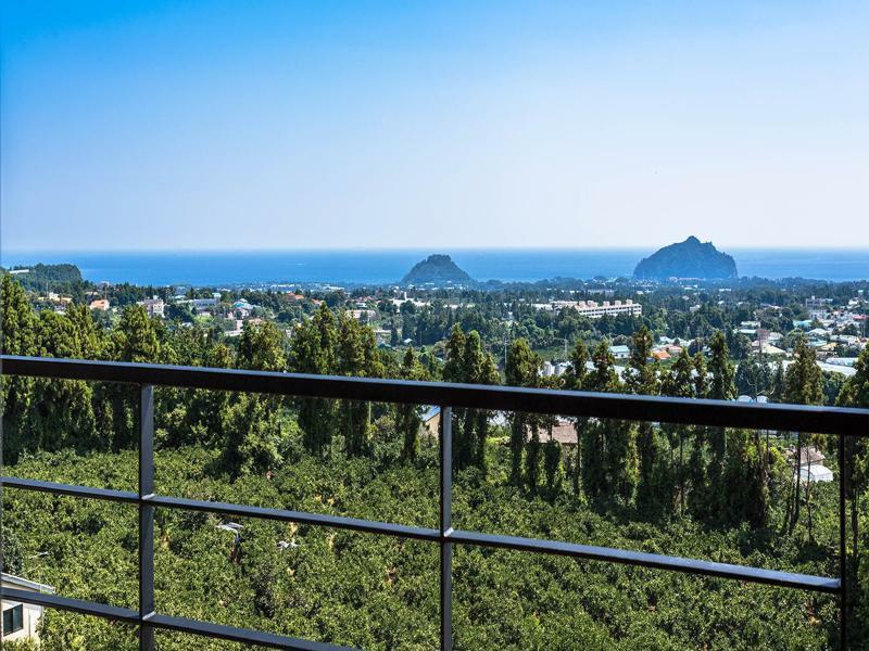 Krabi Pension Сеогвипо Екстериор снимка