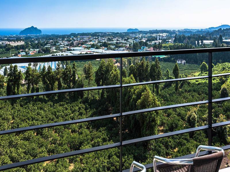 Krabi Pension Сеогвипо Екстериор снимка