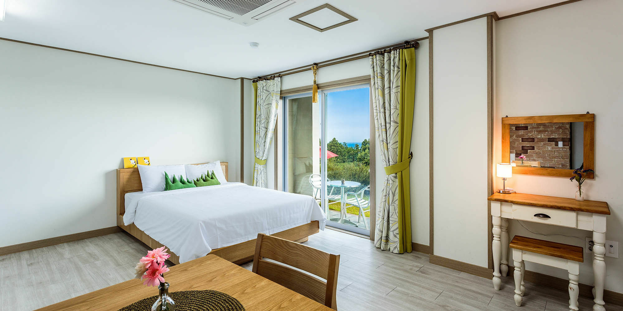 Krabi Pension Сеогвипо Екстериор снимка